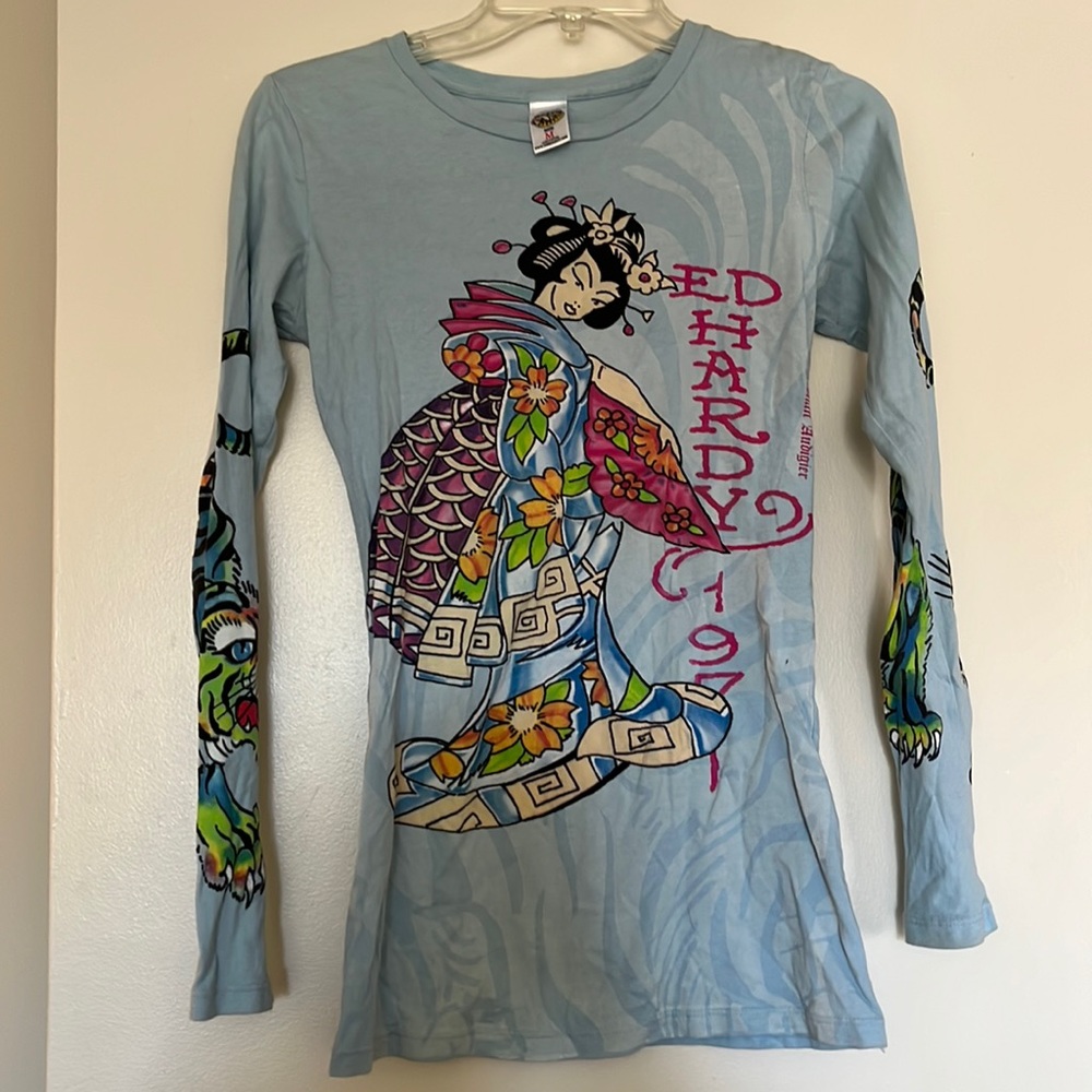 Ed Hardy long sleeve 😎